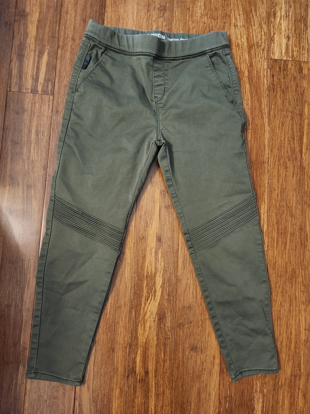 Levi's Women's Denizen High Rise Jegging Olive Green Moto Leg Detail, Large